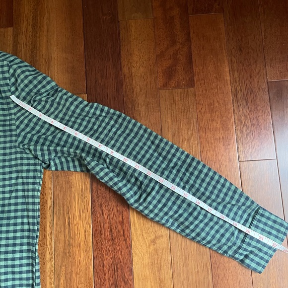 H and M casual button down shirt NWT - Picture 3 of 3